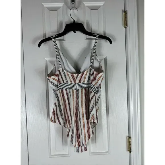 Jessica Simpson Swim Suit Size XL - Picture 2 of 3